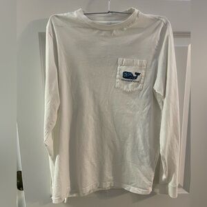Boys XL Vineyard Vines white Long sleeve T-shirt.